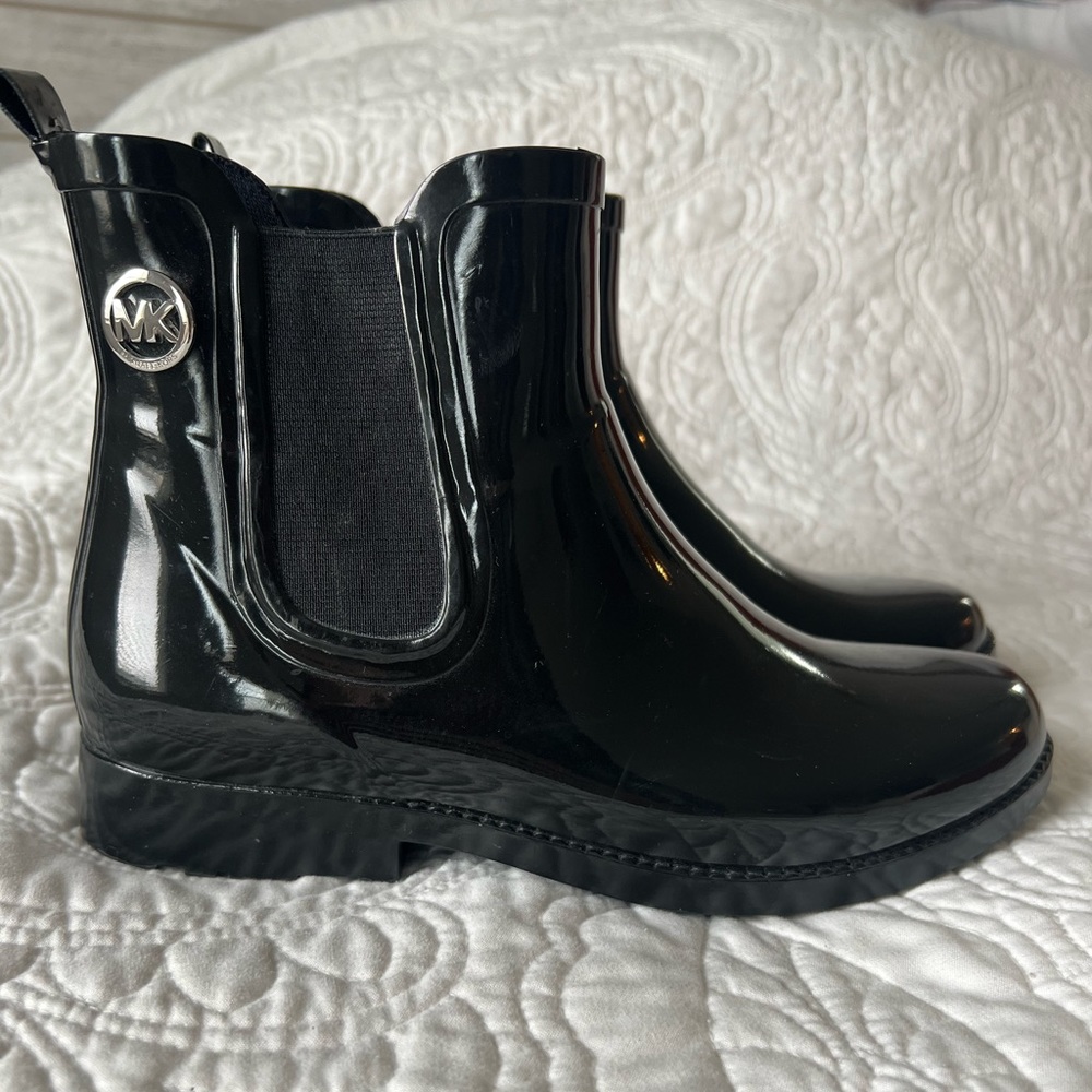 Michael Kors black ankle rain boots size 7